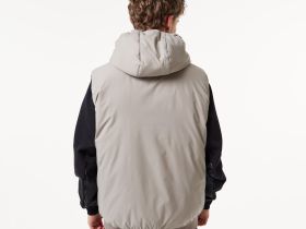 Мужской жилет Lacoste приталенного кроя