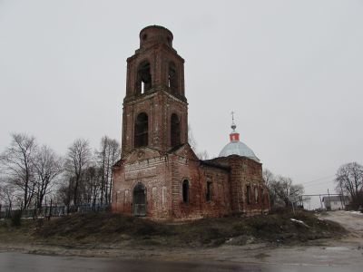 Никольская церковь с колокольней