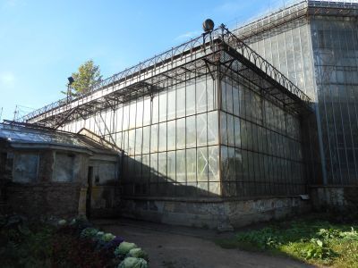 Переход между оранжереями