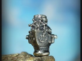 Бусина для темляка Кораблик, мельхиор