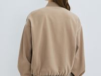 Бомбер, Бежевый