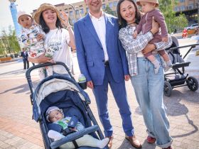 Первая торжественная регистрация брака состоялась на площади Республики