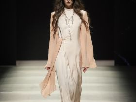 Дизайнер из Якутии представила свою коллекцию на шестой Московской неделе моды