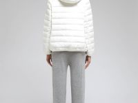 Стеганый пуховик с натуральным пухом