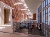 Третьяковская галерея на Кадашевской набережной