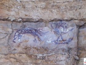 Пещеры и наскальные рисунки реки Лена и речки Большое Кэтэмэ