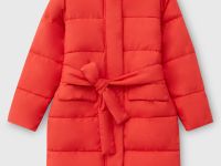 Утепленное пальто с поясом