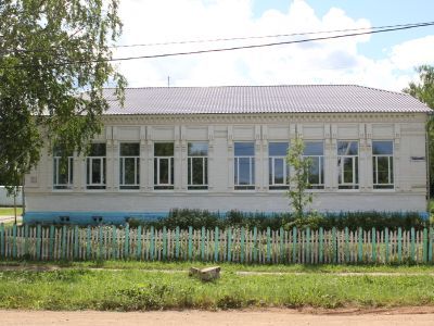 Школа земская