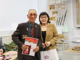 «Помним, чтим, благодарим»: в Якутске вышел сборник стихов к юбилею Победы