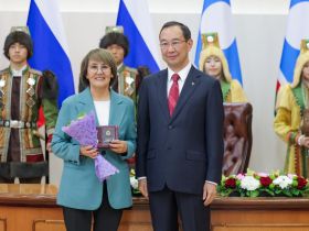 Глава Якутии вручил государственные награды