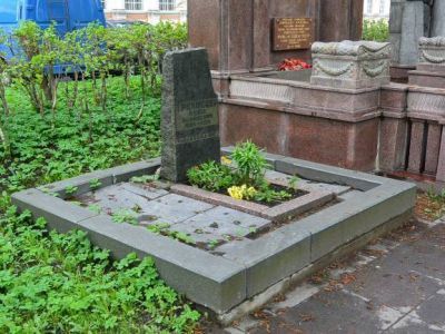 Могила старейшего деятеля Коммунистической партии Советского Союза Трилиссера Д.А.