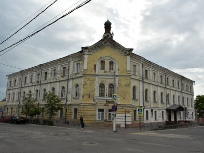 Здание реального училища