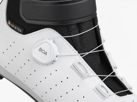 Велотуфли Fizik Tempo Artica GTX (белый / серый 42)