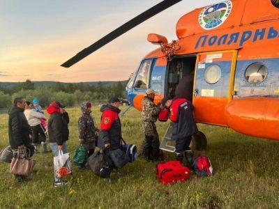 Из села Суордах Верхоянского улуса эвакуировали 14 человек, в том числе 9 детей