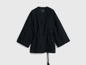 Кимоно из фактурной ткани с поясом, Черный