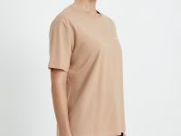 Базовая футболка прямого кроя