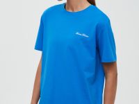 Базовая футболка прямого кроя