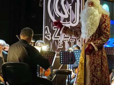 Дирижер - Дед Мороз!