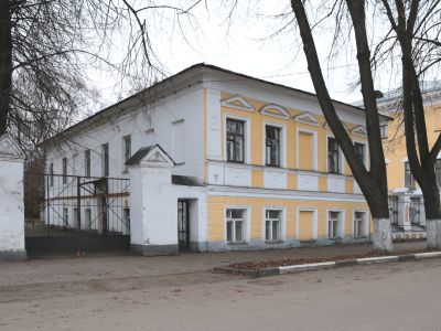 Флигель южный