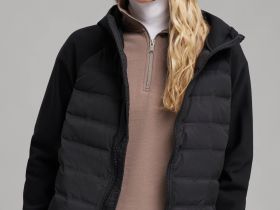 Стеганая куртка с наполнителем из натурального пуха