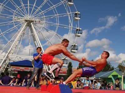 Мас-рестлинг на фестивале «Спортивная Москва»