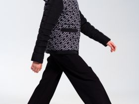 Куртка текстильная с полиуретановым покрытием для девочек