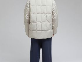 Утепленная куртка с воротником-стойкой