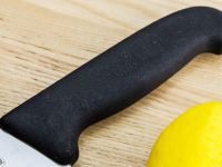 Поварской кухонный шеф-нож Victorinox Cutlery 25 см, сталь X55CrMo14, рукоять полипропилен, черный