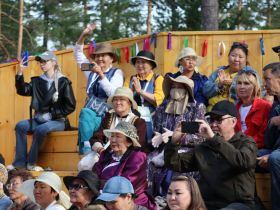 Показ национальной одежды состоялся на Ысыахе Олонхо