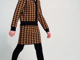 Комплект трикотажный для девочек: кардиган, юбка