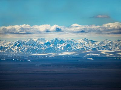 В Якутии две туристки сорвались с высоты в горах