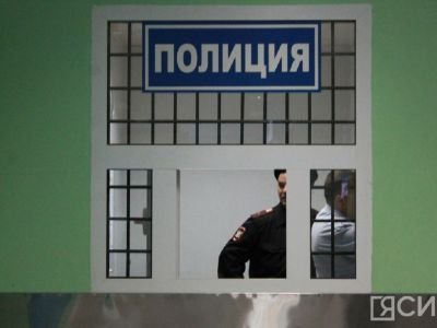 Житель Якутска украл у спящего мужчины 70 тысяч рублей