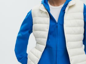 Утепленный жилет приталенного силуэта