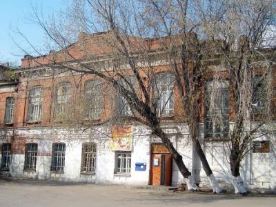 Здание, где в "Посохинской аудитории" находился склад нелегальной литературы и в 1917 г. проходили митинги и собрание рабочих