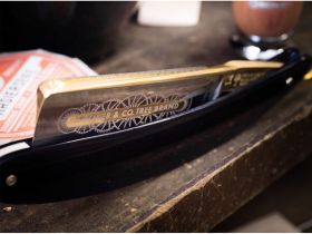 Опасная бритва Boker 14er 8/8, углеродистая сталь с позолотой, рукоять черный акрил