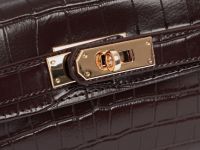 Клатч из натуральной кожи с крокодиловым тиснением O'STIN x Яндекс Книги, Фиолетовый