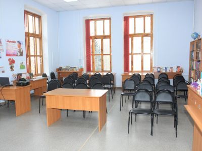 Читальный зал Центральной городской библиотеки Энгельса