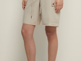 Шорты из тенселя с накладными карманами