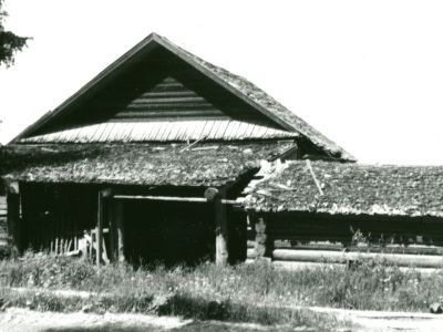 Мельница водяная с амбаром