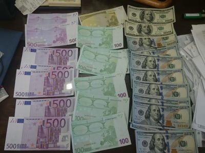 В Якутском СПИД-центре провели обыск. Изъяты документы и денежные средства