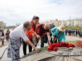 В Якутске провели траурный митинг, посвященный Дню памяти и скорби
