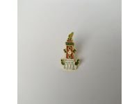 Значок эмалированный "Ростральная колонна"