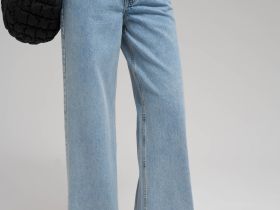 Джинсы широкого кроя