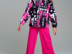 Куртка текстильная с полиуретановым покрытием для девочек (ветровка)