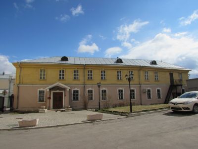 Здание гауптвахты