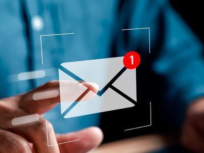 Для обращений в госорганы понадобится российская электронная почта