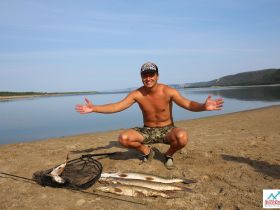 "Золотые Скалы реки Синяя". Синские, Ленские Столбы