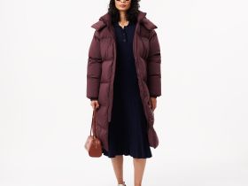 Женское шерстяное платье Lacoste с длинными рукавами