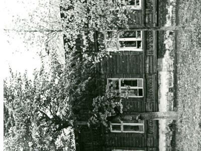 Дом жилой. Здесь жил видный деятель компартии А.М. Стопани