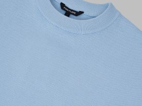 Легкий базовый джемпер свободного кроя